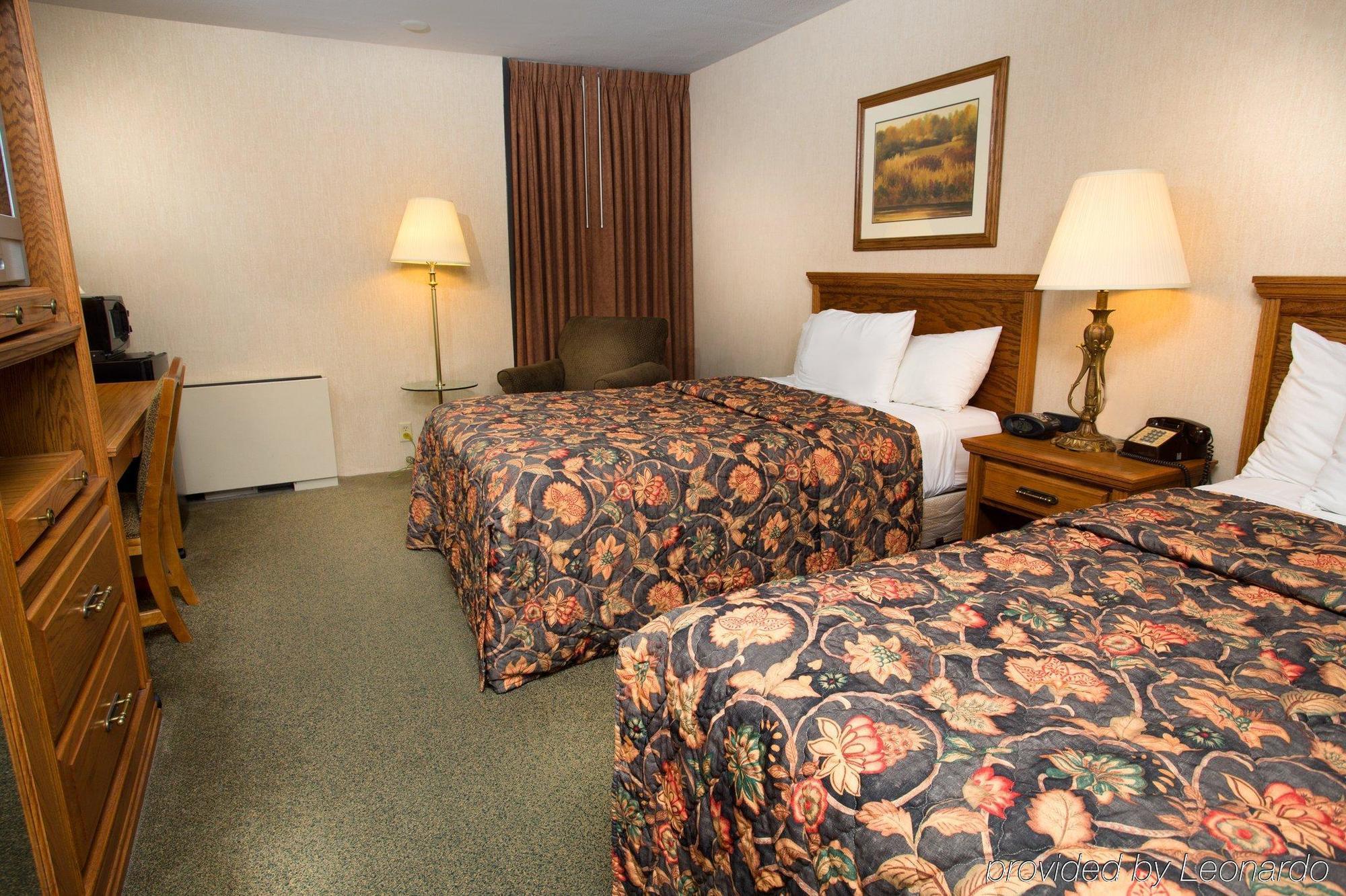 Pear Tree Inn Kansas City Overland Park Exterior photo